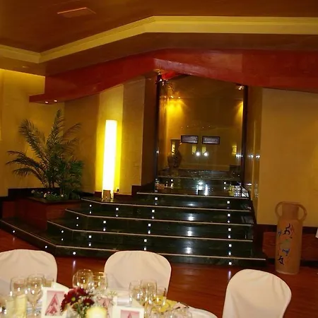 Eras فندق زافرا