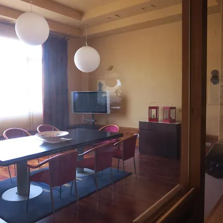 Eras Hotel 3*