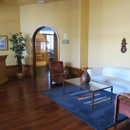 Eras Hotel